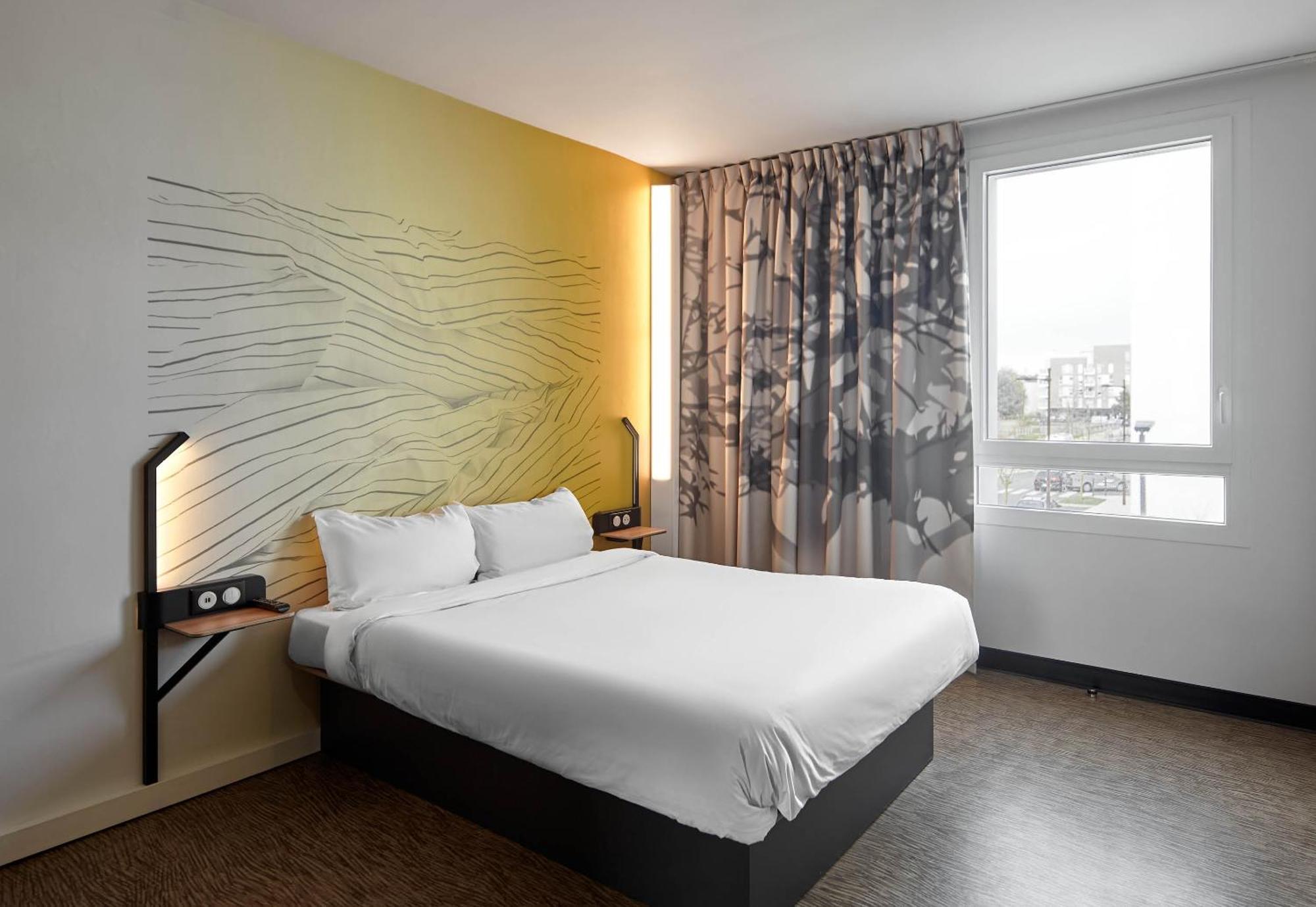 B&B Hotel Bois D'Arcy Saint Quentin En Yvelines Exteriör bild