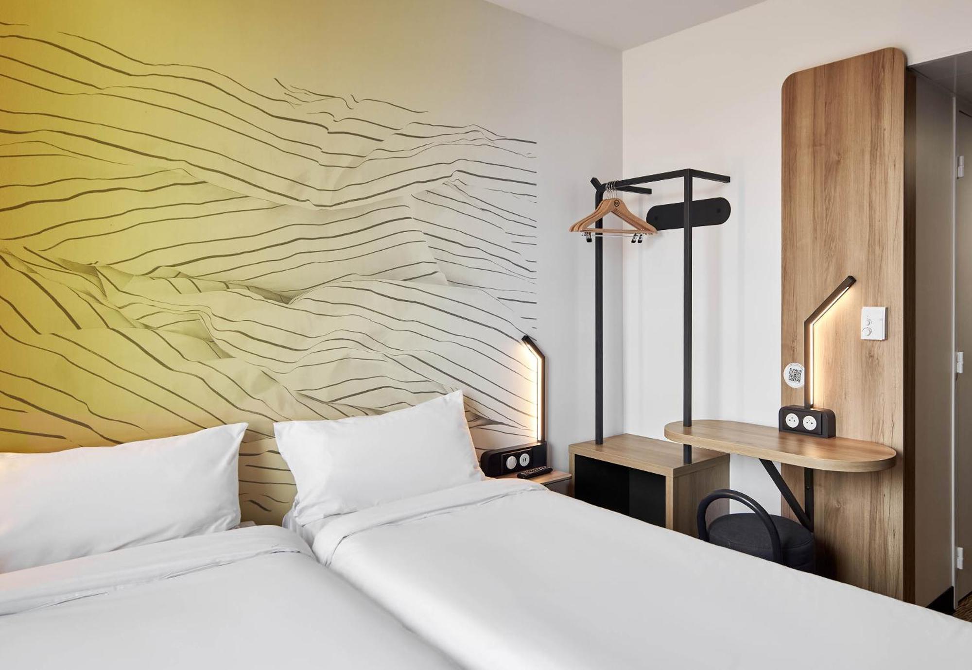 B&B Hotel Bois D'Arcy Saint Quentin En Yvelines Exteriör bild