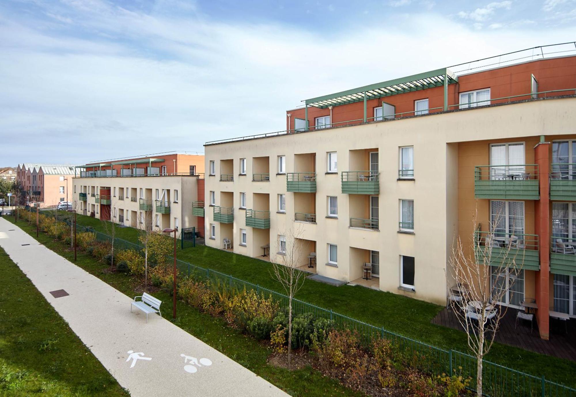 B&B Hotel Bois D'Arcy Saint Quentin En Yvelines Exteriör bild